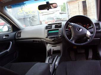 2002 Honda Accord Pictures