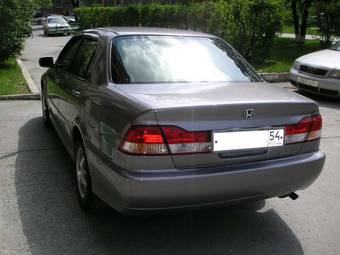 2002 Honda Accord Photos