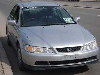 2002 Honda Accord Photos