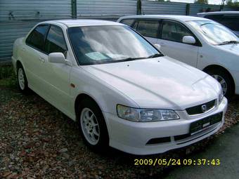 2002 Honda Accord Photos