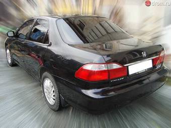 2002 Honda Accord Photos