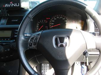 2002 Honda Accord Photos