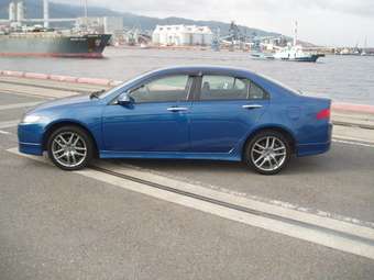 2003 Honda Accord Photos