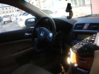 2003 Honda Accord Pictures