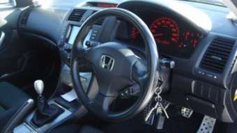 2003 Honda Accord Pictures