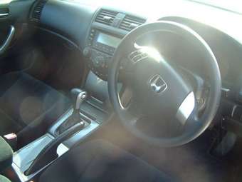 2003 Honda Accord Pictures