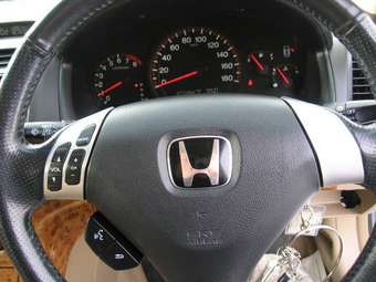 2003 Honda Accord Images