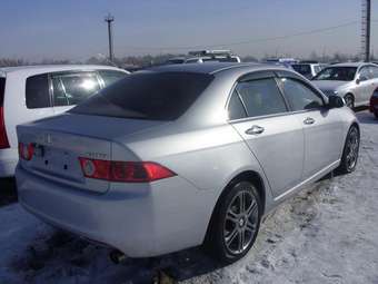 2003 Honda Accord Pictures