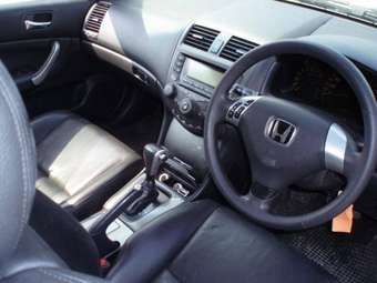 2003 Honda Accord Photos