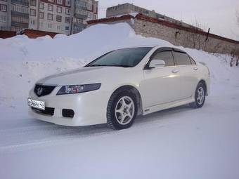 2003 Honda Accord Pictures