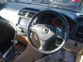 2003 Honda Accord Photos