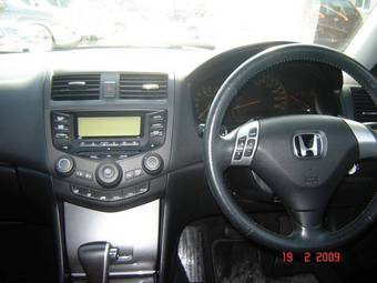 2003 Honda Accord Photos