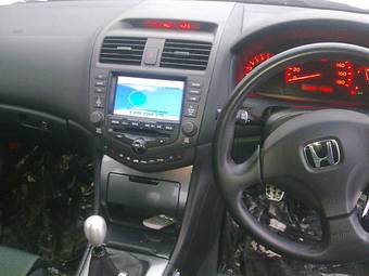 2003 Honda Accord Photos