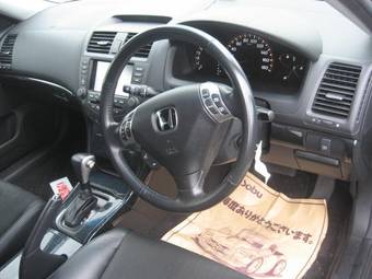2003 Honda Accord Photos