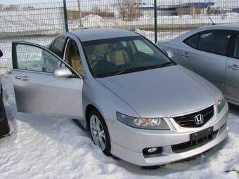 2003 Honda Accord Photos