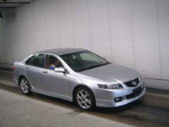 2003 Honda Accord Wallpapers