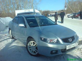 2003 Honda Accord Photos