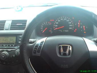 2003 Honda Accord Photos