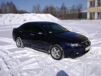 2003 Honda Accord Pictures