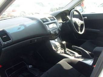 2003 Honda Accord Images