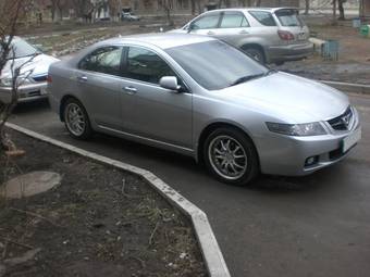 2003 Honda Accord Photos