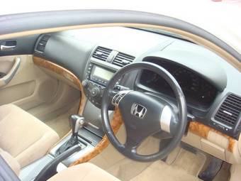 2003 Honda Accord Pictures