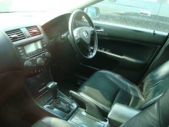 2003 Honda Accord Pictures