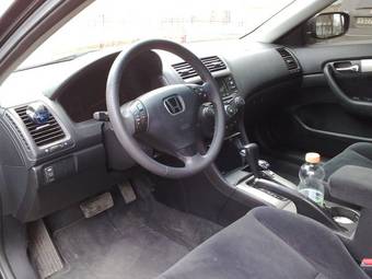 2003 Honda Accord Photos