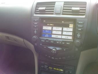 2003 Honda Accord Photos