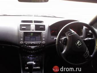 2003 Honda Accord Photos