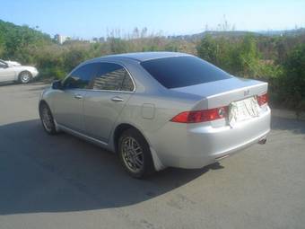 2003 Honda Accord Photos
