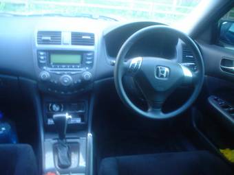 2003 Honda Accord Wallpapers