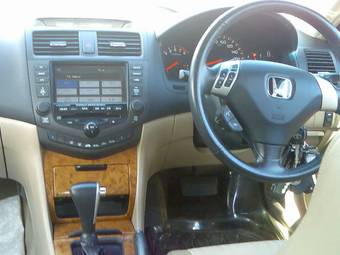 2003 Honda Accord Images