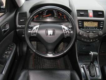2003 Honda Accord Pictures