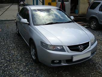 2003 Honda Accord Photos