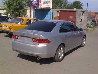 2003 Honda Accord Photos