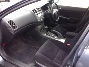 2003 Honda Accord Wallpapers