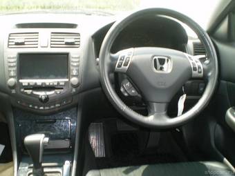 2003 Honda Accord Photos