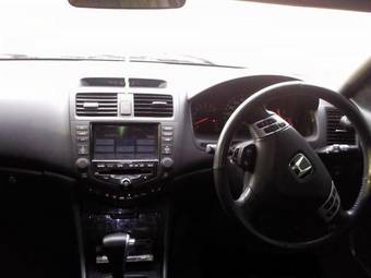 2003 Honda Accord Pictures