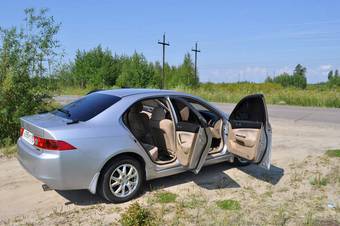 2003 Honda Accord Wallpapers