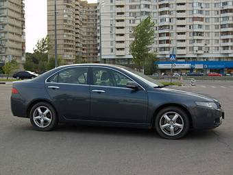2003 Honda Accord Photos