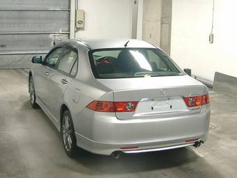 2003 Honda Accord Pictures