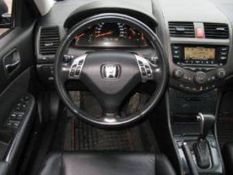 2003 Honda Accord Photos