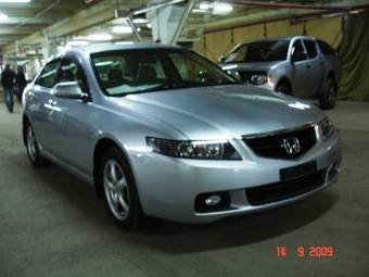 2003 Honda Accord Images