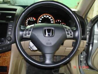 2003 Honda Accord Pictures