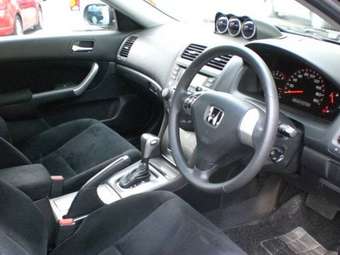 2004 Honda Accord Images