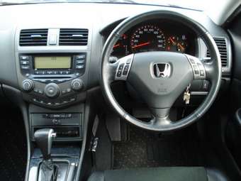 2004 Honda Accord Wallpapers