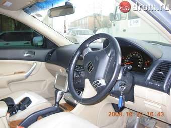 2004 Honda Accord Images