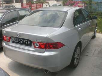 2004 Honda Accord Images