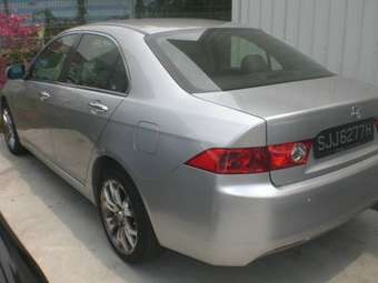 2004 Honda Accord Pictures